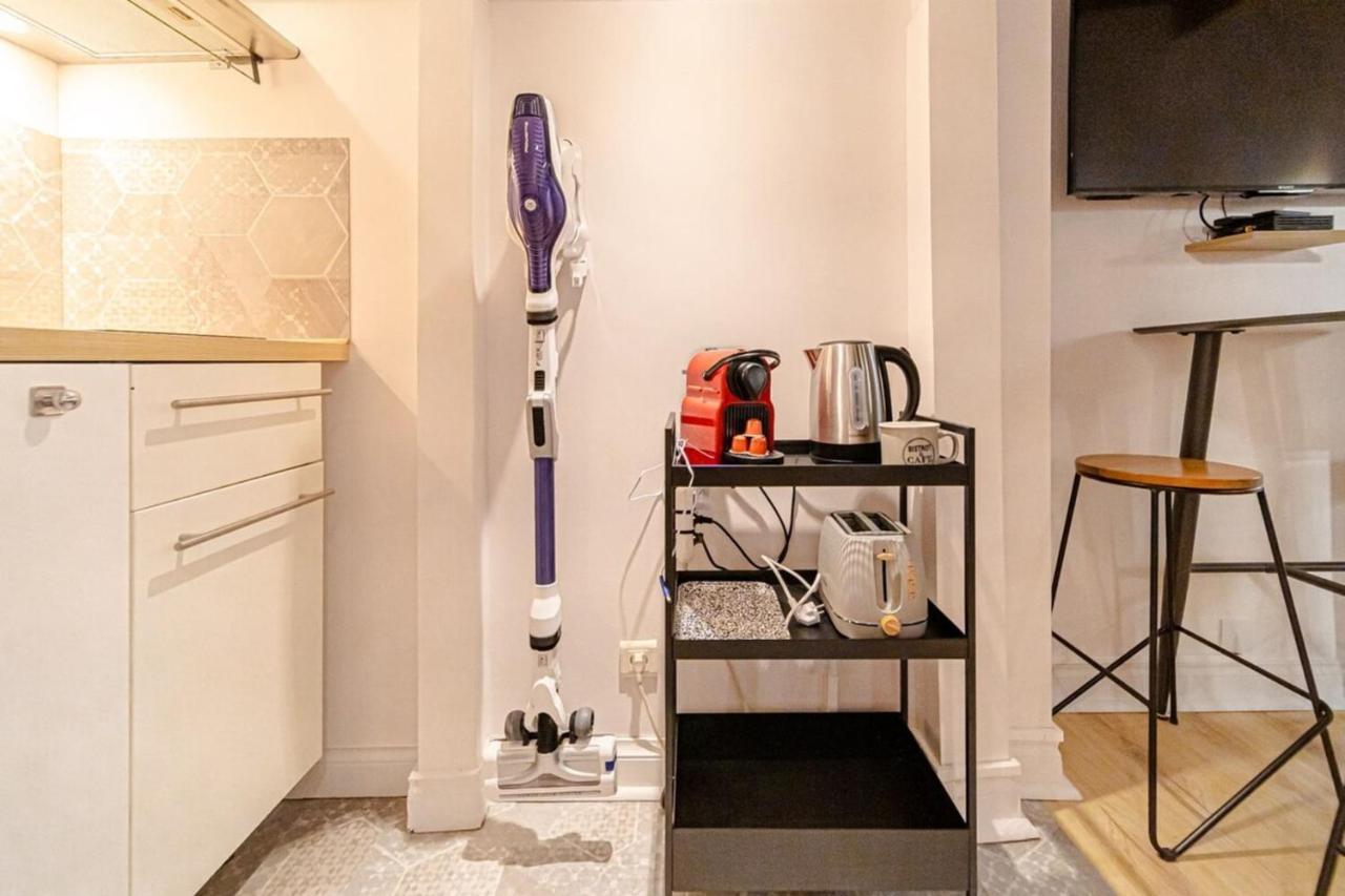 Le Petit Platiere - Renovated Apartment - Terreaux Lyon Buitenkant foto